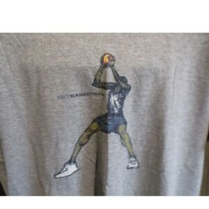 Nike Gray Basketball Graphic Tee Vintage 90s White Tag Medium
